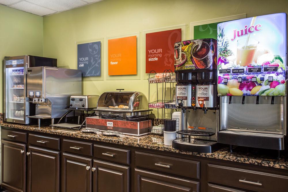 Comfort Inn & Suites Lake Norman Cornelius Esterno foto