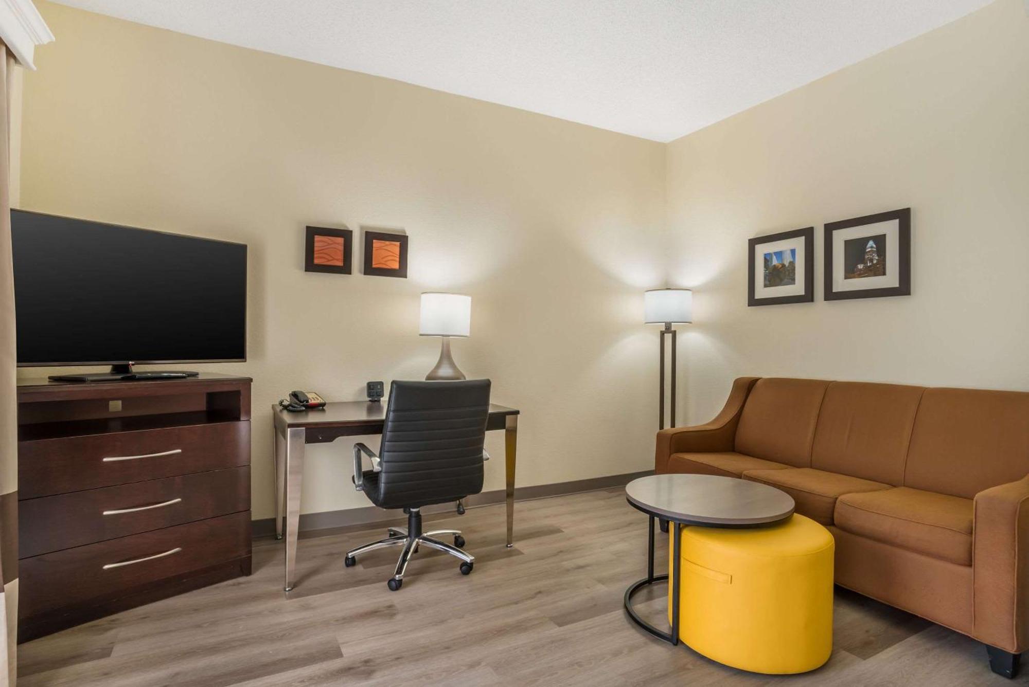 Comfort Inn & Suites Lake Norman Cornelius Esterno foto