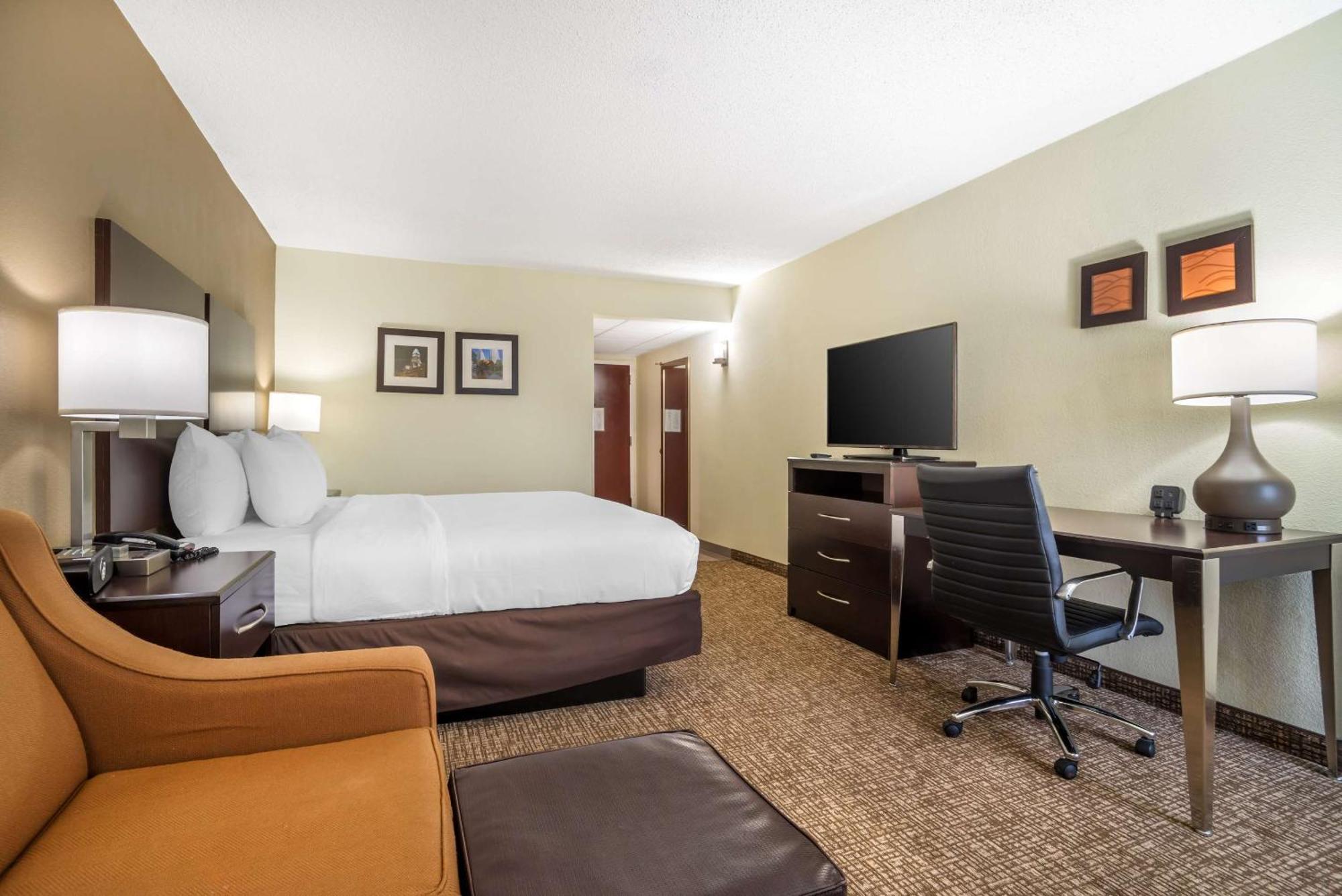 Comfort Inn & Suites Lake Norman Cornelius Esterno foto
